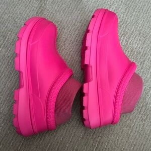 Pink Tasman X Uggs